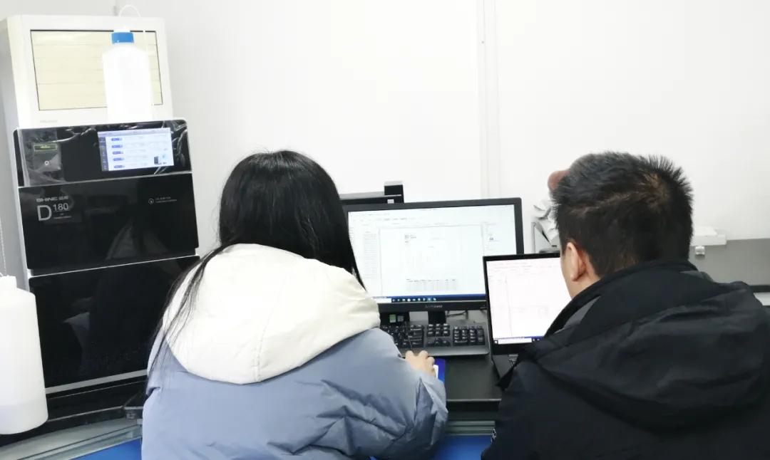 盛瀚員工 盛瀚員工