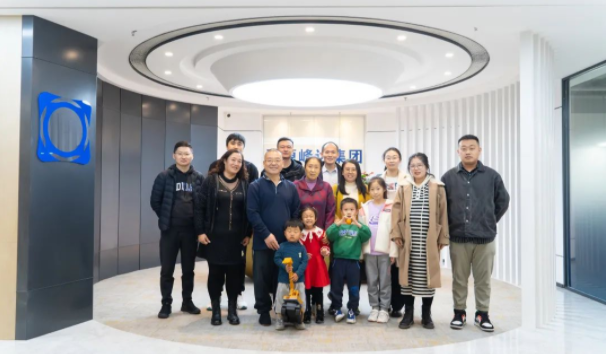 向20周年獻(xiàn)禮 | 以愛為伴、攜手同行！盛瀚家庭開放日?qǐng)A滿舉行