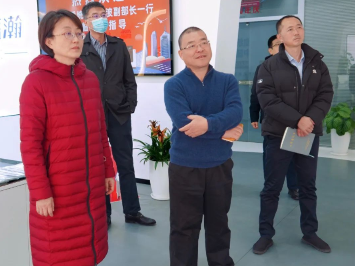 青島市嶗山區(qū)委統(tǒng)戰(zhàn)部常務(wù)副部長(zhǎng)、區(qū)臺(tái)港澳辦主任陳波一行到訪盛瀚調(diào)研指導(dǎo)