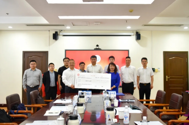 校企合作 雙向賦能 | 青源峰達集團與西南石油大學(xué)深化校企合作，共謀產(chǎn)學(xué)研用新篇章